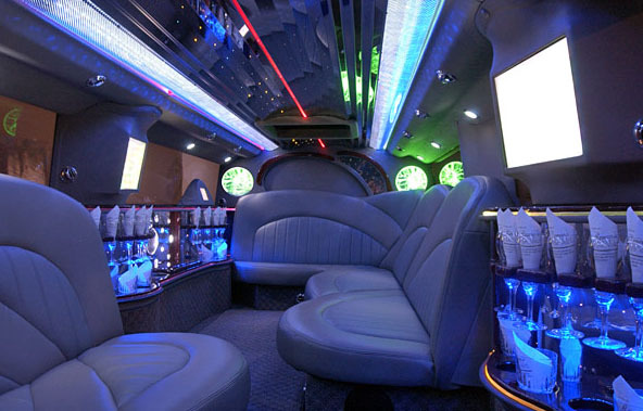 SUV Hummer Stretch Limos from Silver Image Limo in Dallas TX